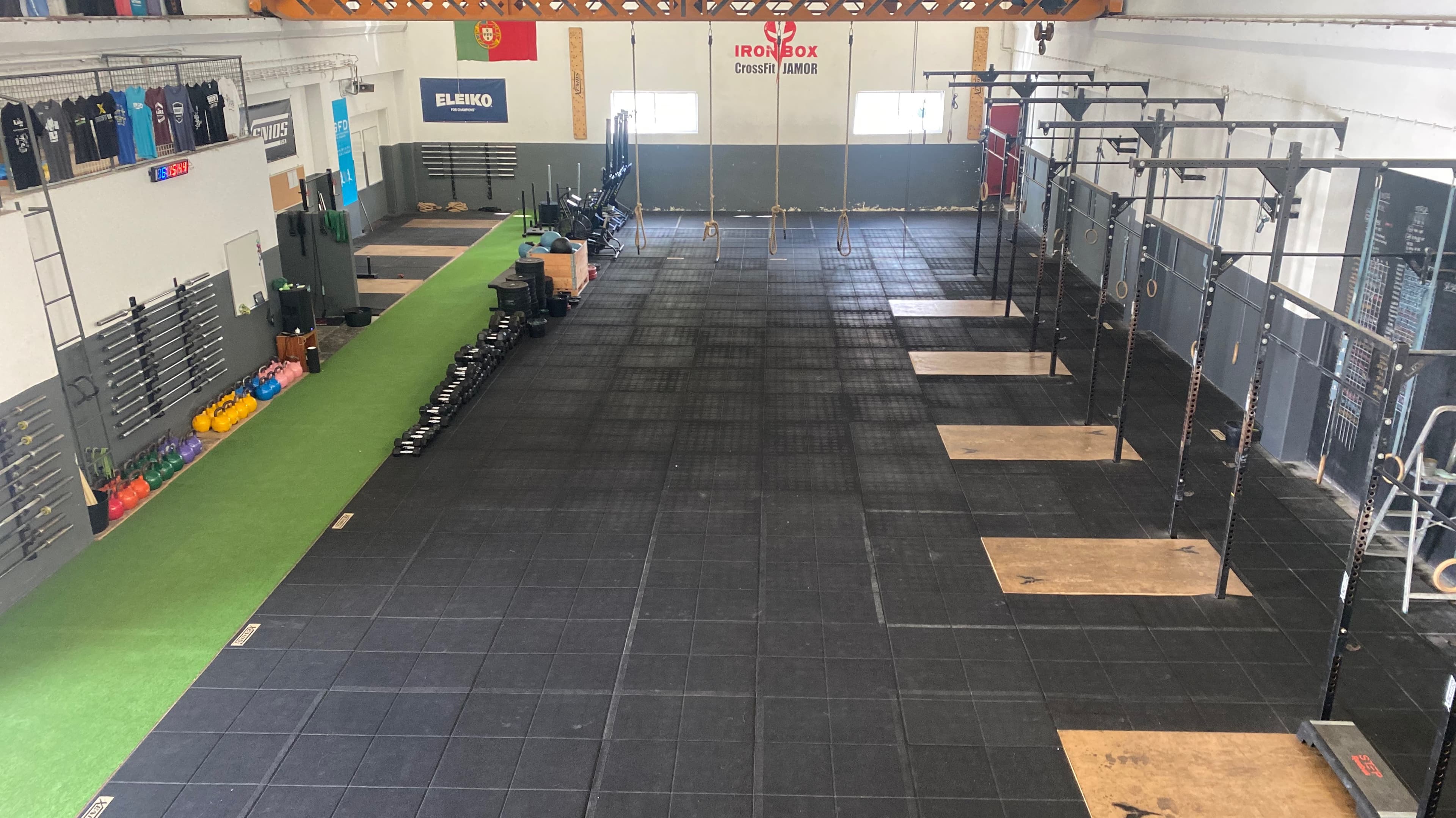 CrossFit training facility with athletes